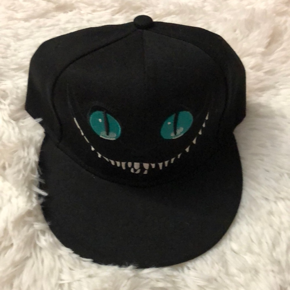 Disney Cheshire Cat Alice in Wonderful Embroidered Hat